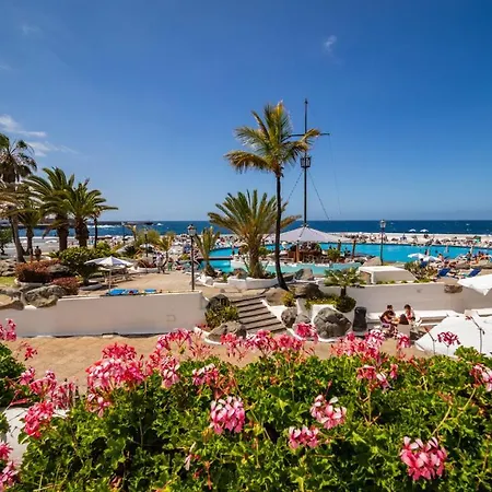 Costa Paradise: Lovely Near The
